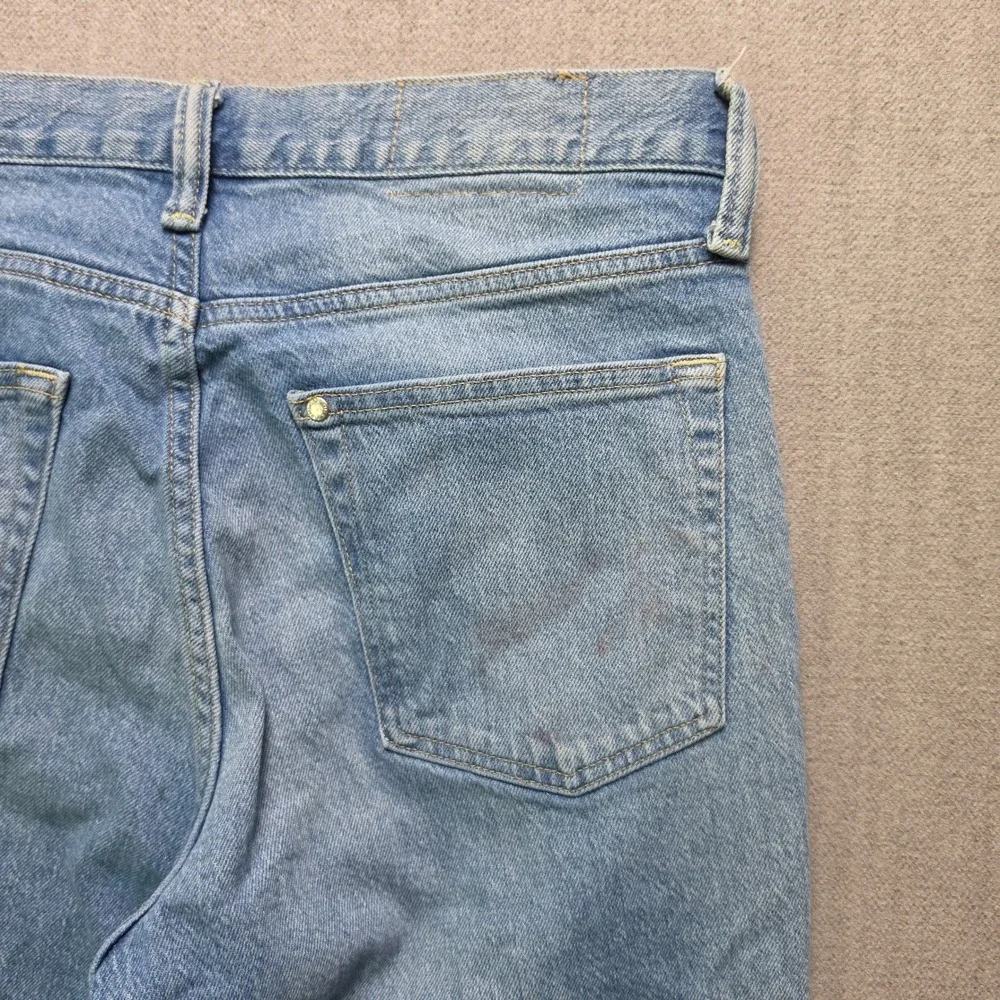 H&M Slim Fit Jeans Mens 30x32 Light Wash Blue Denim Casual Classic